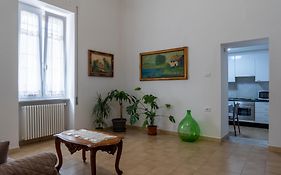 La Lanterna Del Sasso